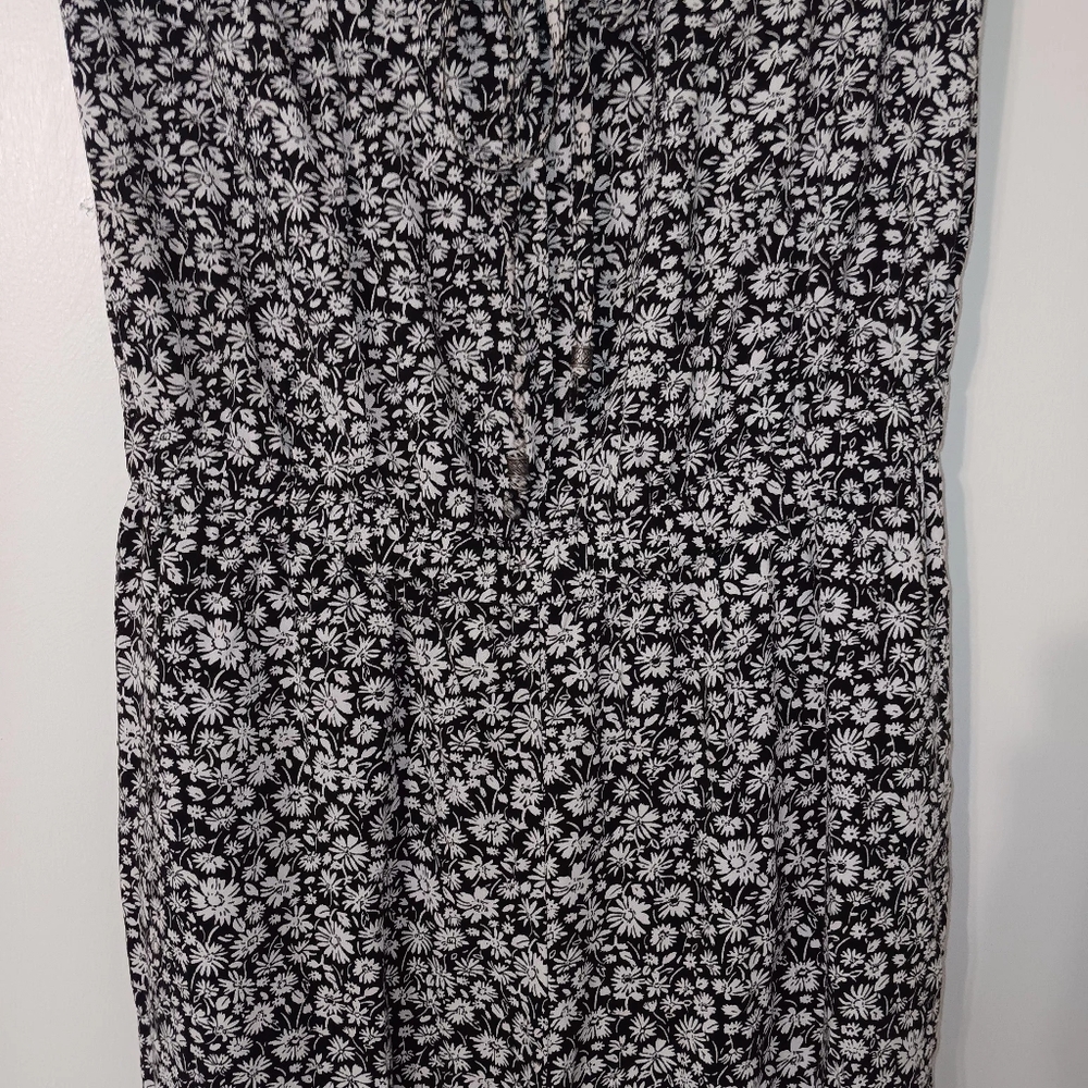 American Eagle Women Halter Tie Black&White Jumpsuit Size Small Frayed Hem - Picture 3 of 15